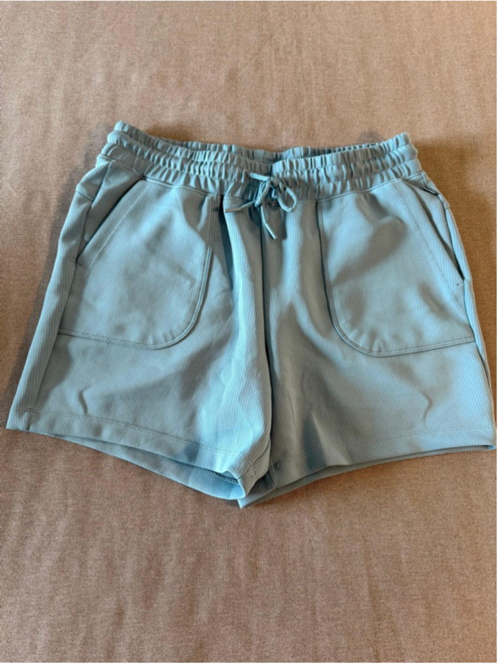 Women's Aqua Mondetta pull on shorts size M